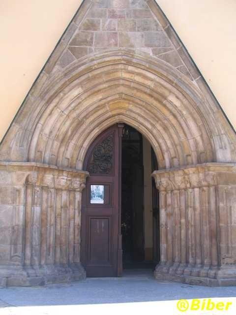 Głuchołazy - portal kościoła św. Wawrzyńca