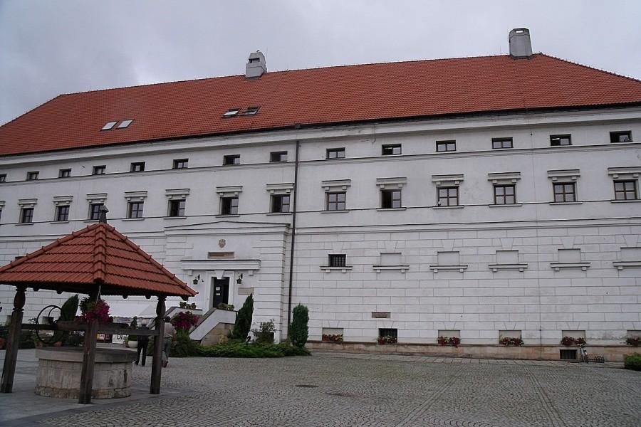 Zamek z drugiej strony
