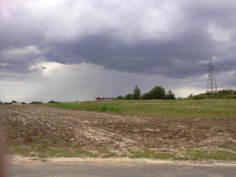 Przyczajona chmura.