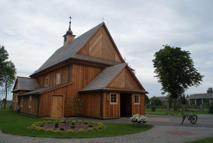 kościół z lewej strony
