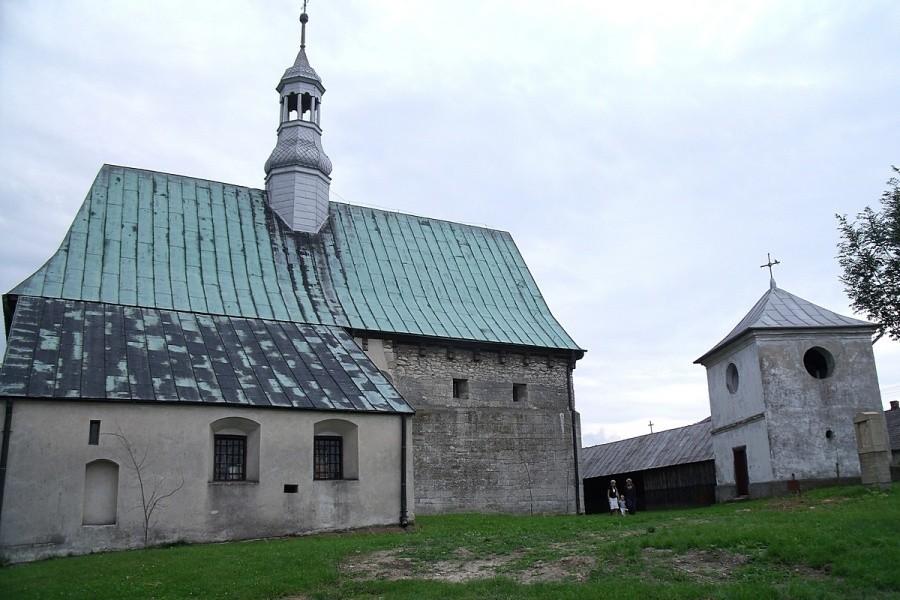 Stary kościół w Sulisławicach