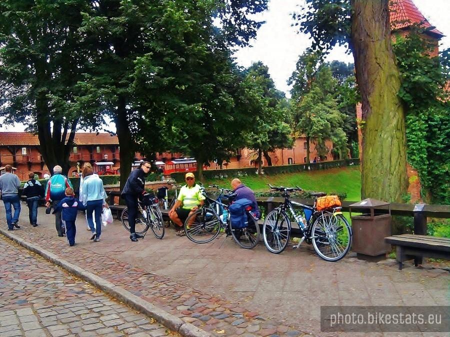 Odpoczynek prze dalszą drogą.