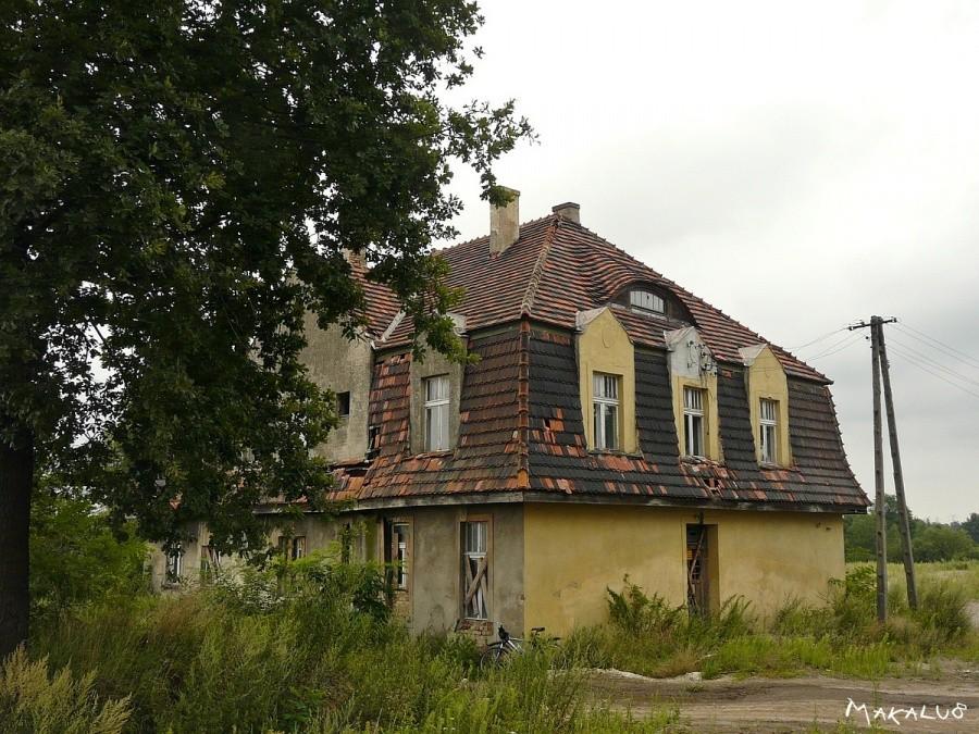 Dwór w Świętoszowicach