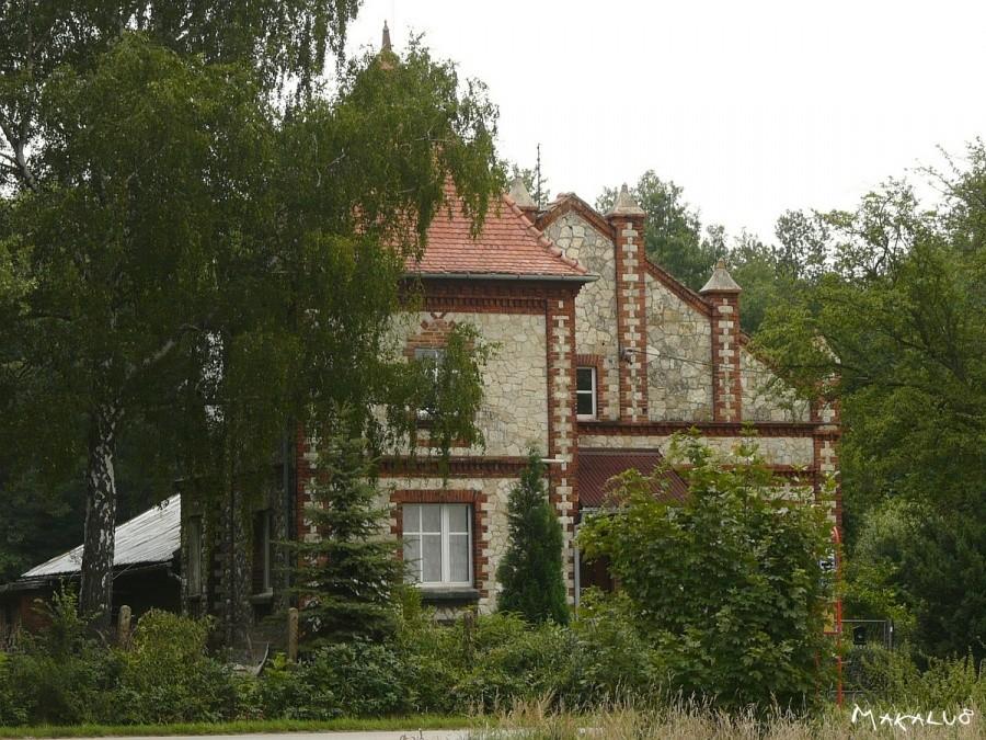 Leśniczówka w Ziemięcicach