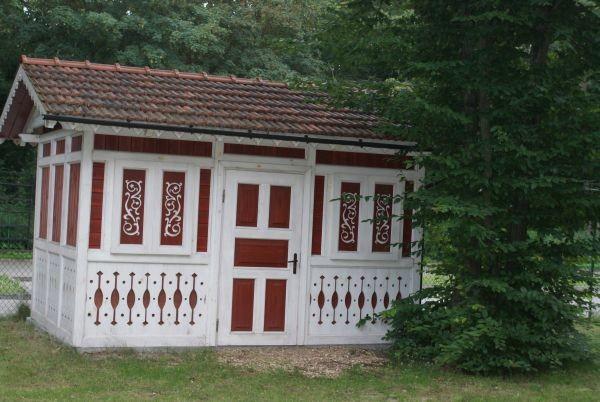 tajemnicza chatka