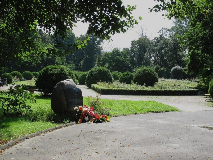 Pomnik lotników RAF w Parku Skaryszewskim