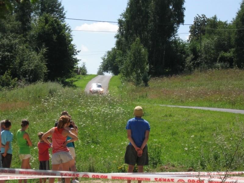 Nadjeżdża kolejna załoga.