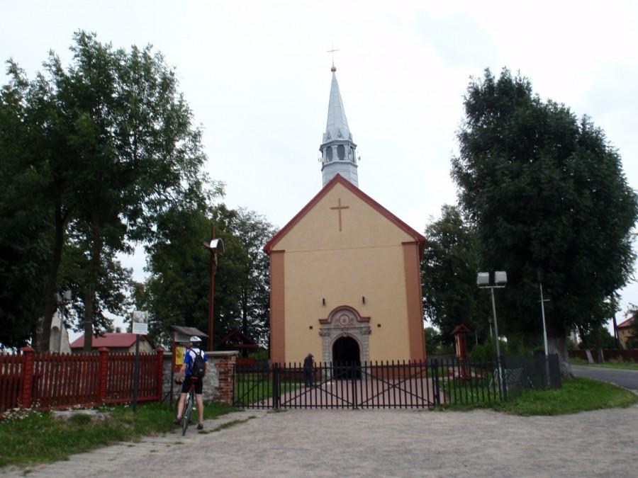 Kościółek w Choroniu