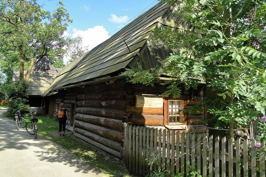 W Jurgowie jest Sołtysówka znajdująca się na Szlaku Architektury Drewnianej
