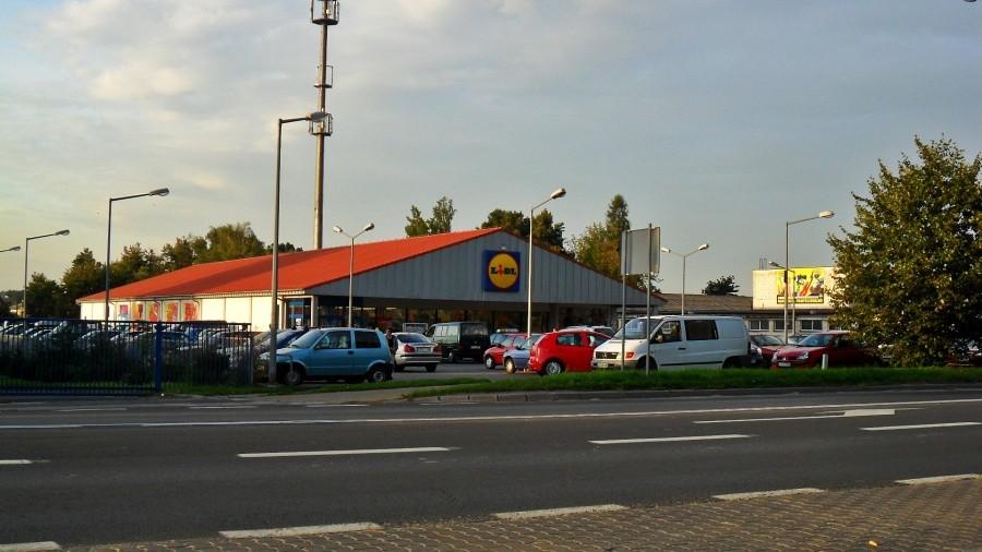 Lidl jest tani:]