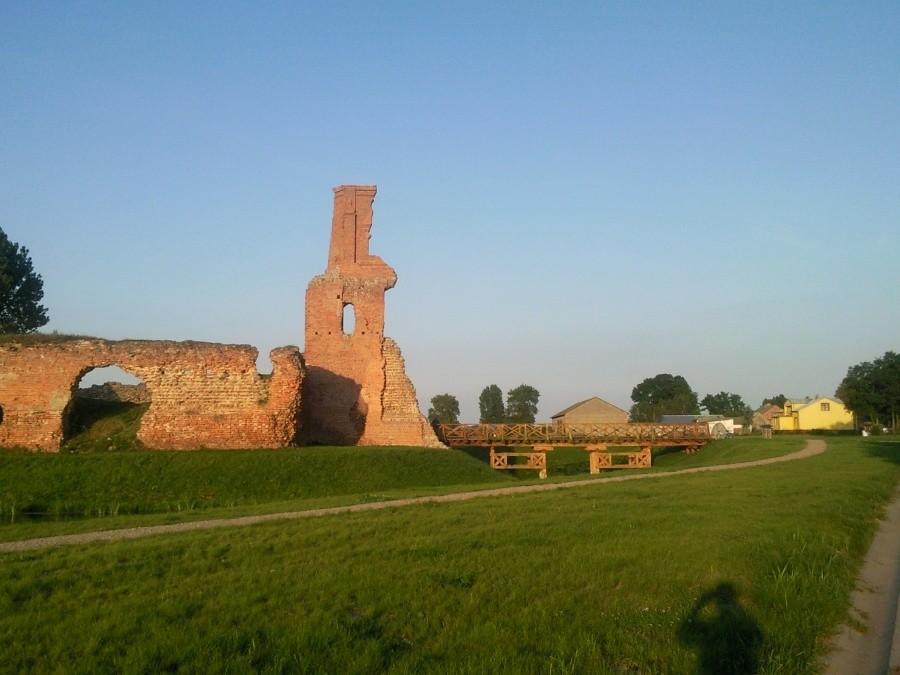 Ruiny zamku w Besiekierach