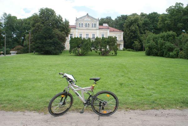 Pałac Raczyńskich w Złotym Potoku