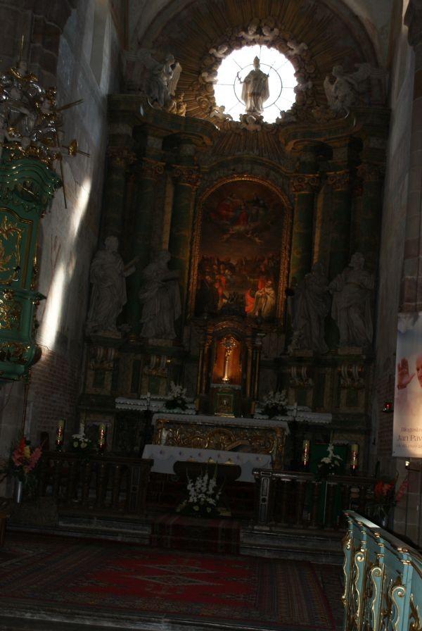 ołtarz główny