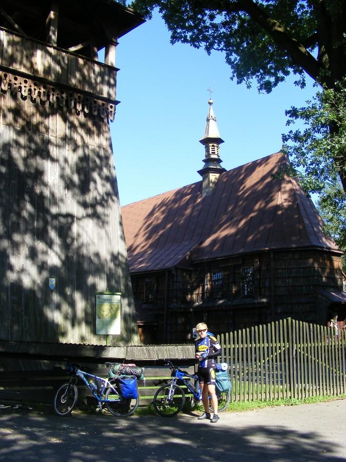 Pod kościołem w Domaradzu