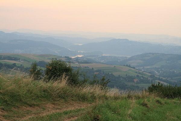 Jezioro Rożnowskie z Kobylnicy