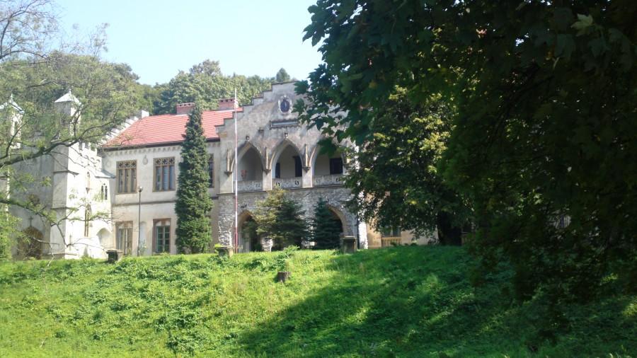 Pałac? Zamek ? w Młoszowej