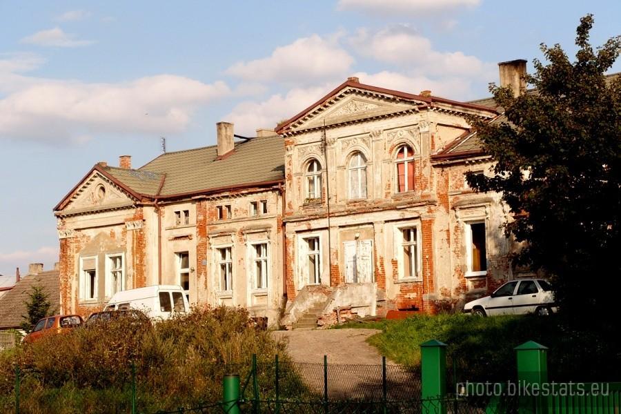 Gołębiewko- pałac Steffensów, klasycystyczny, zbudowany w 2. poł. XIX w.
