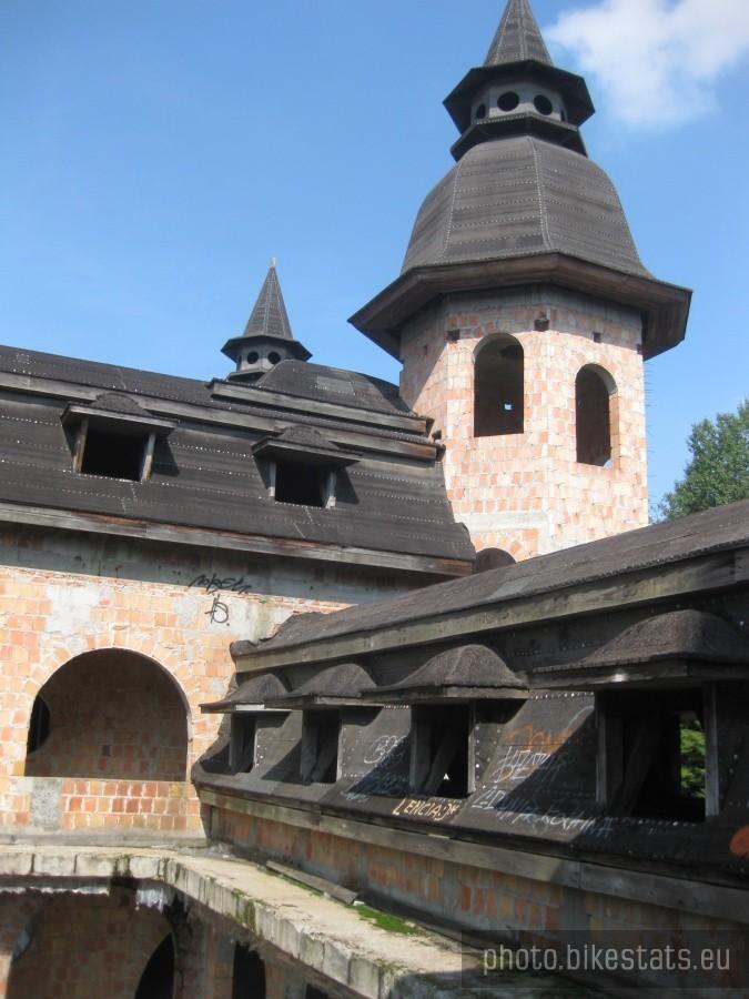Zamek w Łapalicach