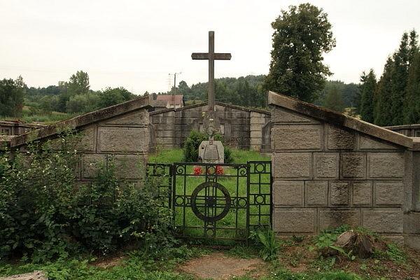 Cmentarz z I wojny 286 Olszyny
