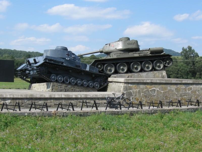 Czołgi dwa- dosyć znane.