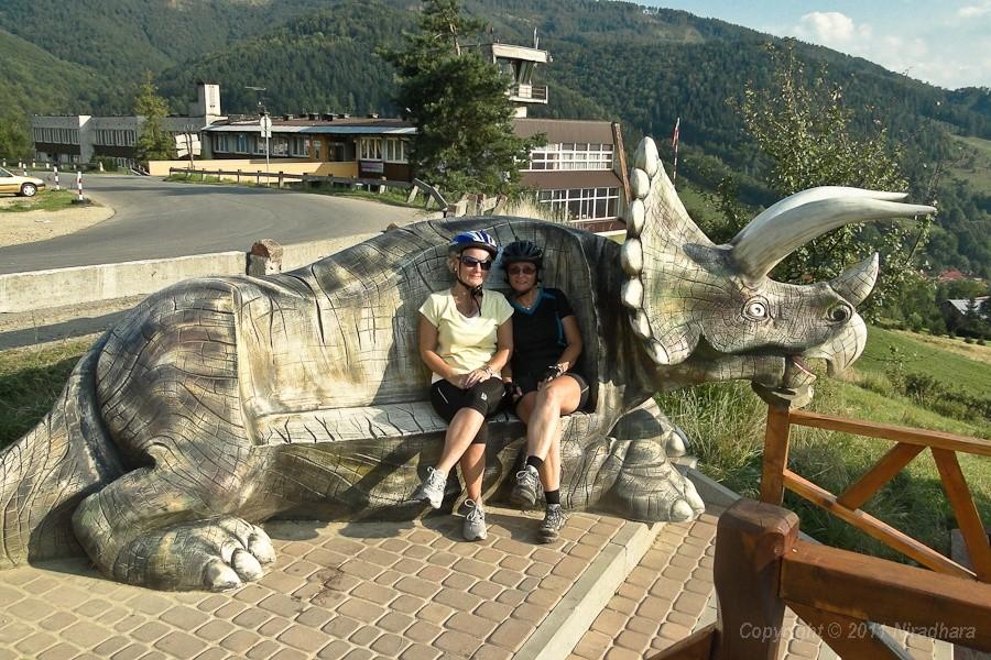 oswoiłyśmy groźnego dinozaura