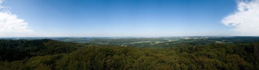 Panorama z wieży widokowej na Wieżycy