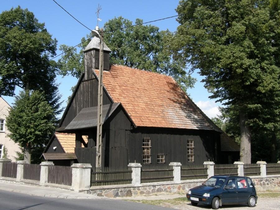 Drewniany kościółek w Rejowcu