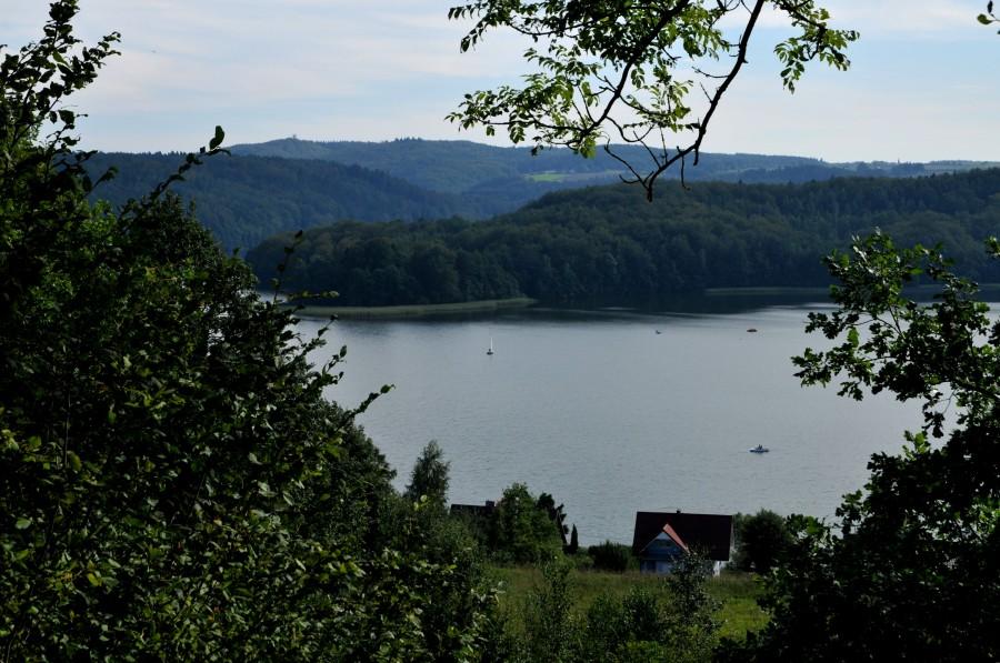Widok z Jastrzębiej Góry w Ostrzycach