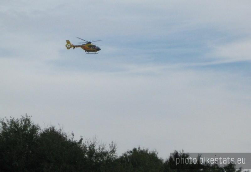 Widok helikoptera ratunkowego nie wróży dobrze...