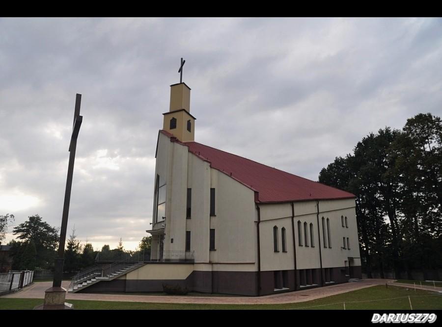 Sosnowiec - Ostrowy Górnicze - Kościół Matki Bożej Nieustającej Pomocy