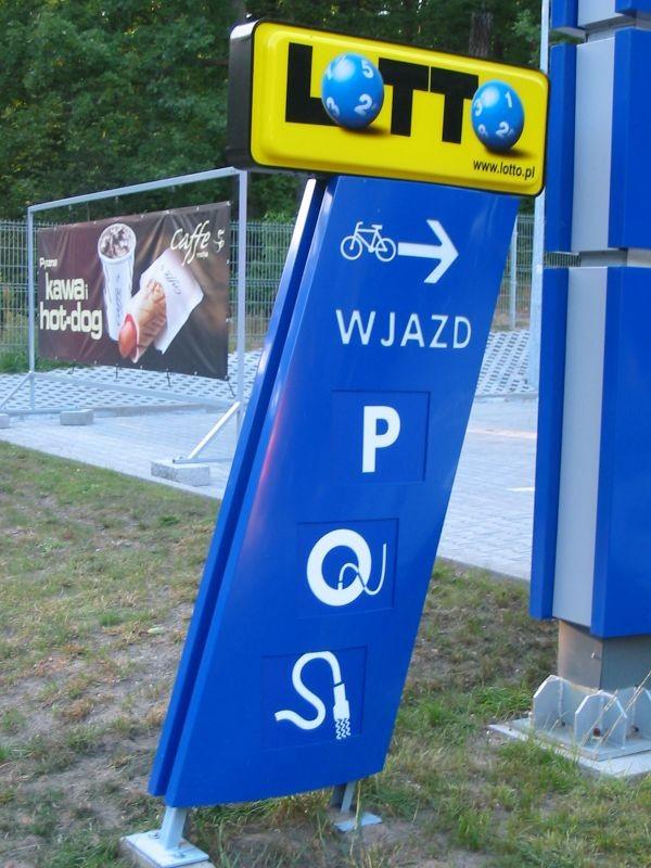 Na stacji paliw w Spale mile widziani rowerzyści?