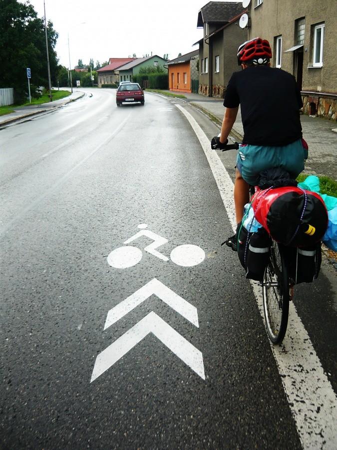 Wydzielony pas dla rowerów w Czechach