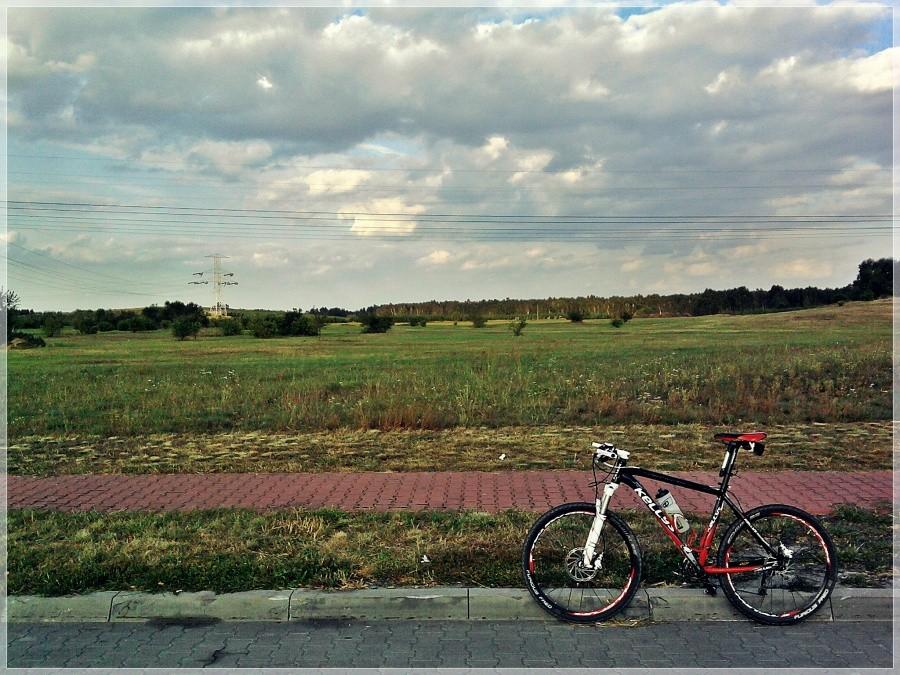 Na azotowskim parkingu dla TIRów