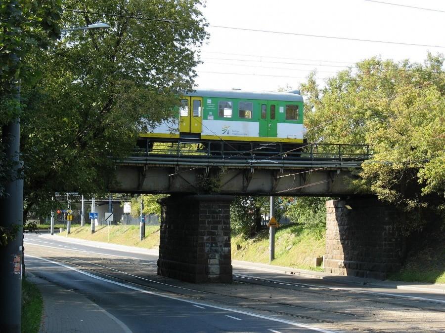 Wiadukt nad Obozową
