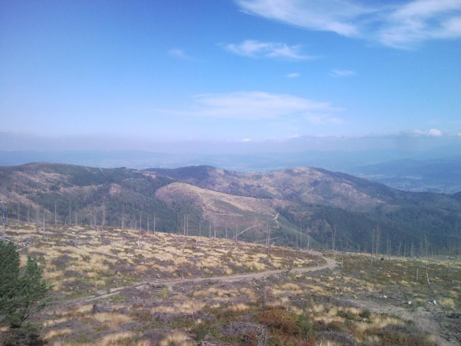 Widok na Beskid śląśki z Baraniej Góry