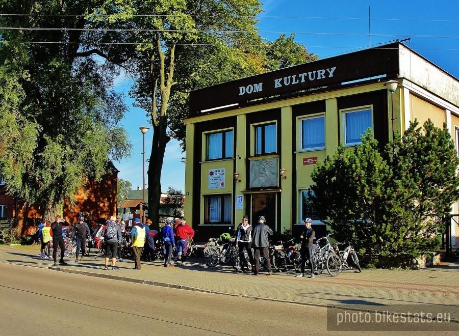 Zbiórka uczestników rajdu.