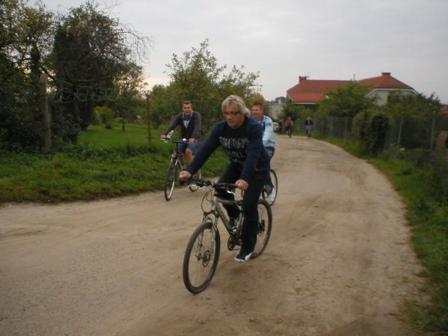 JEDZIEMY DO BAŻANTARNI