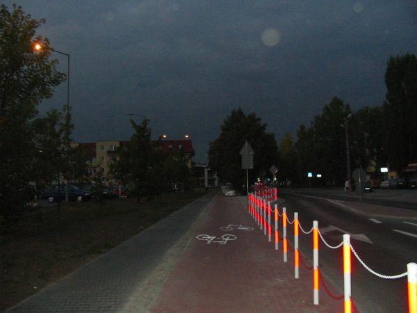 potężna chmura nad miastem - będzie padać?