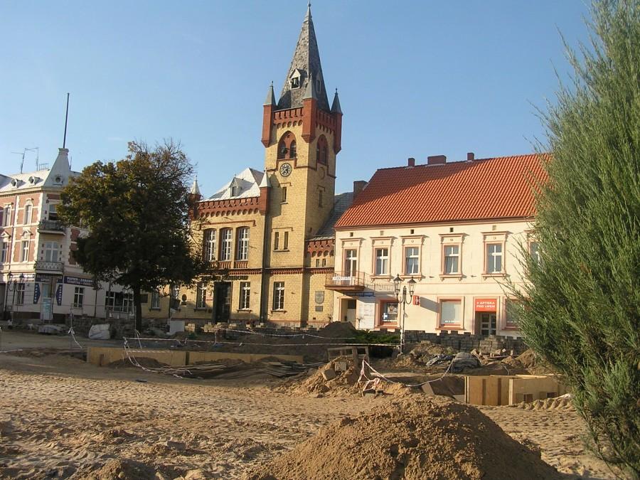 rozkopany rynek w Świeciu