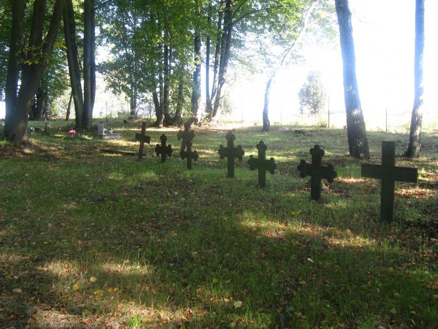 Cmentarz - gdzieś na PK na Jesiennych Trudach
