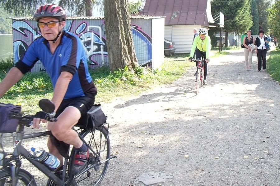 Janusz i Krzysiek nad jeziorem międzybrodzkim