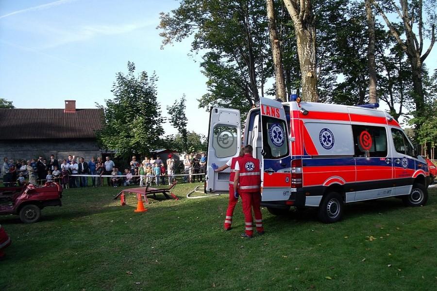 Paczkę przejęła karetka i pomknęła Bóg wie gdzie