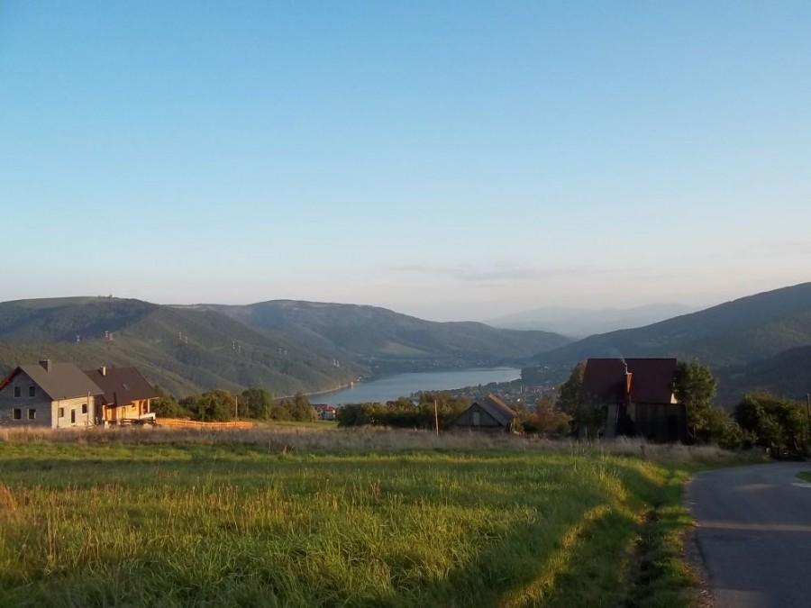 w oddali Babia Góra..a na dole Międzybrodzie B.