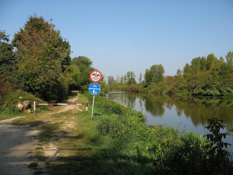 Ścieżka rowerowa nad Kanałem Żerańskim