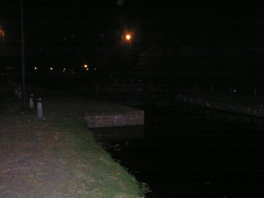 Nad kanałem bydgoskim [śłuza IV-ul. Wrocławska]