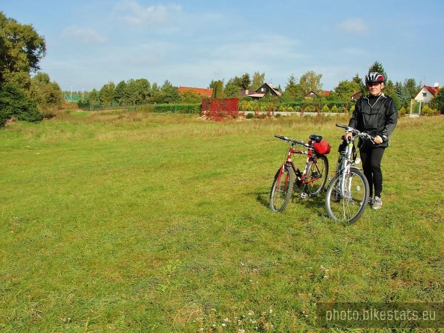 Polana nad jeziorem w Siwiałce.