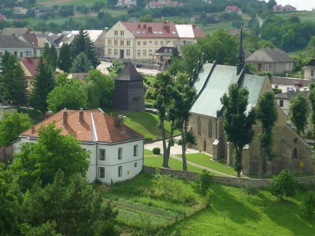 Widok z baszty na miasteczko
