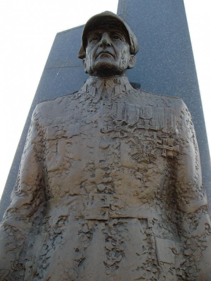 Pomnik gen. A.E. Fieldorfa "Nila"