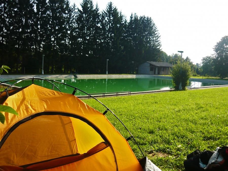 Stěžery - nocleg przy basenie