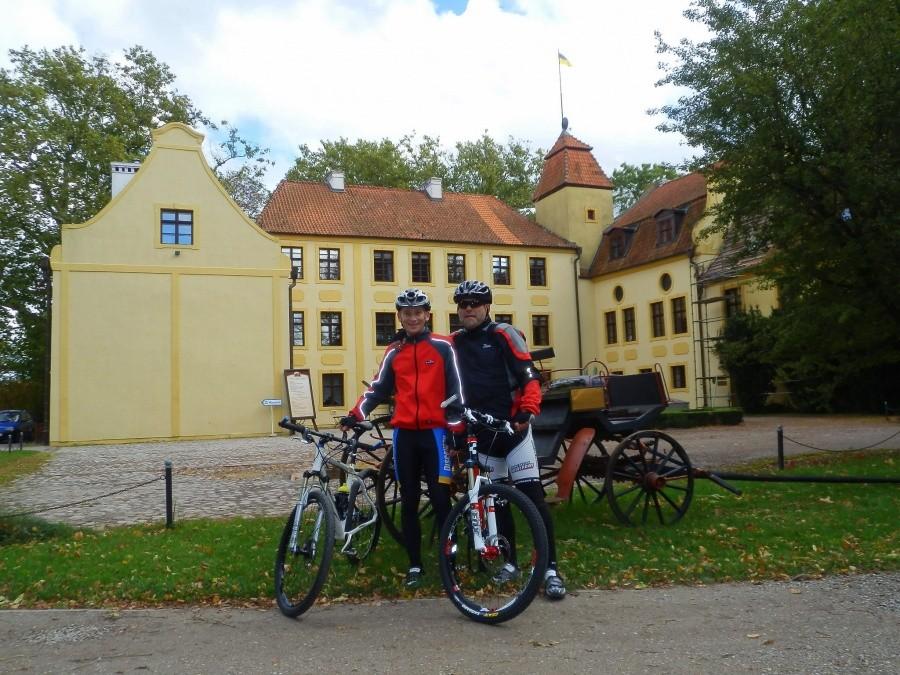 Przy zamku w Krokowej